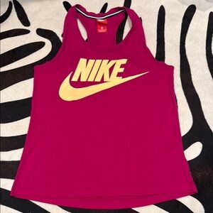 Nike fuchsia Pink Tank Top size small Euc